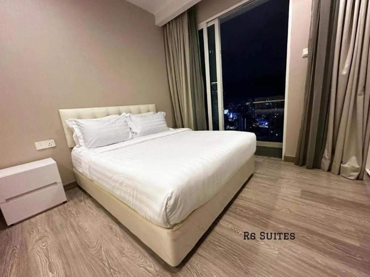 Apartment Studio Room With Balcony In One Bukit Ceylon Kuala Lumpur Malaysia