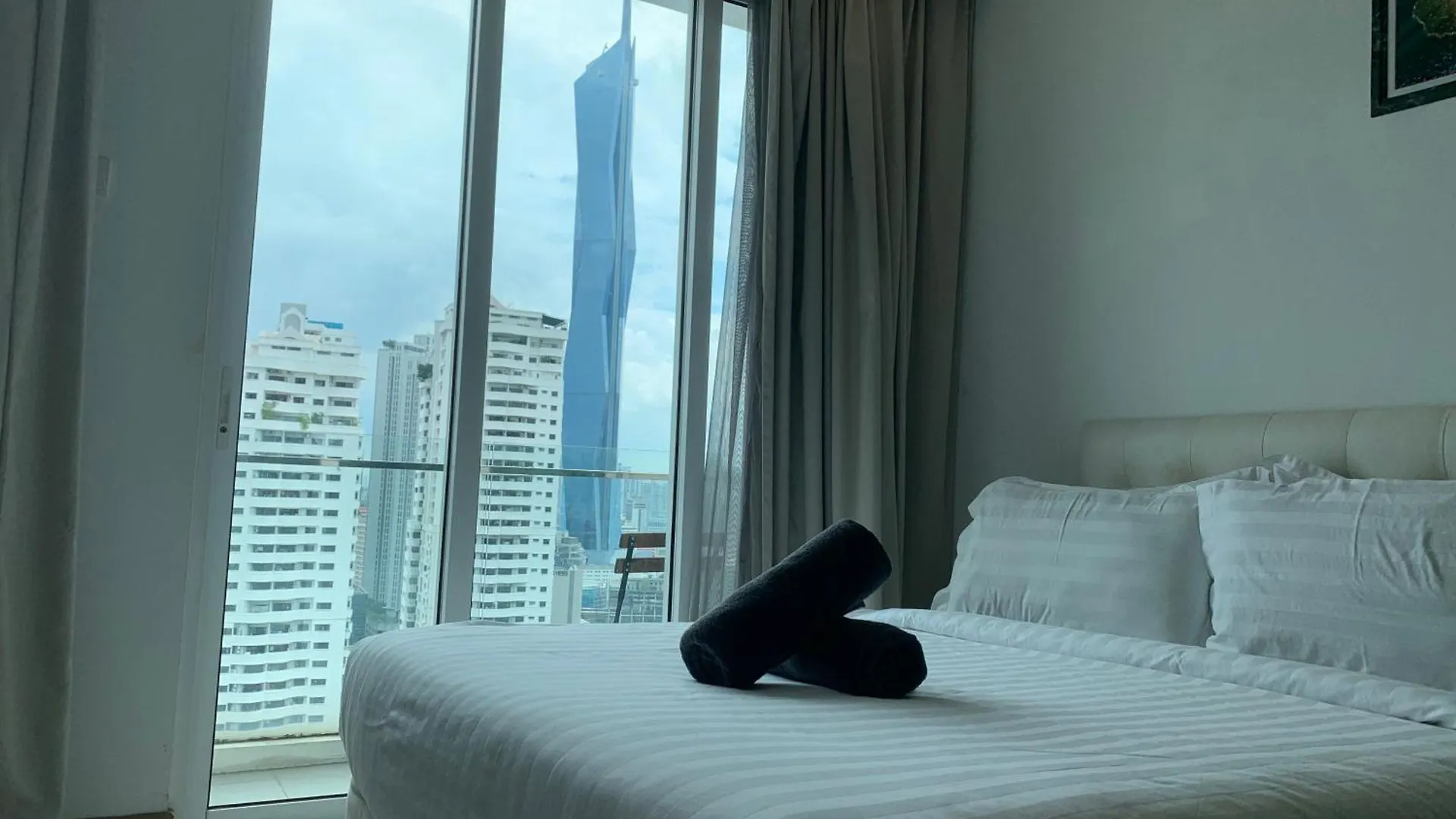 Studio Room With Balcony In One Bukit Ceylon Kuala Lumpur 0*,  Malaysia