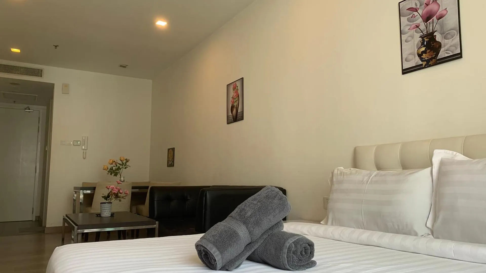 Studio Room With Balcony In One Bukit Ceylon Kuala Lumpur 0*,  Malaysia
