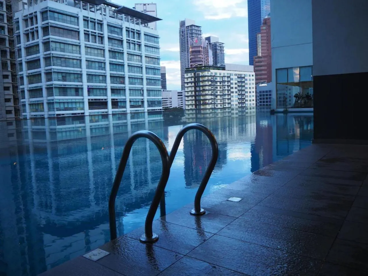 Studio Room With Balcony In One Bukit Ceylon Kuala Lumpur Malaysia