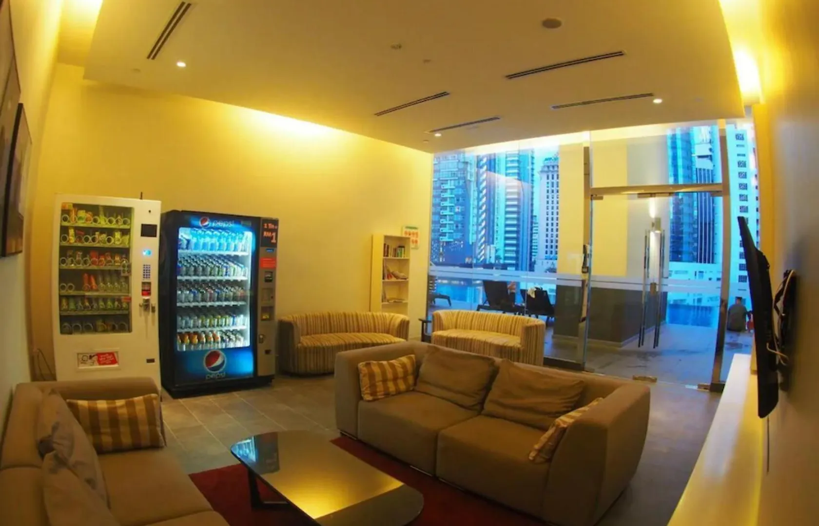 Studio Room With Balcony In One Bukit Ceylon Kuala Lumpur